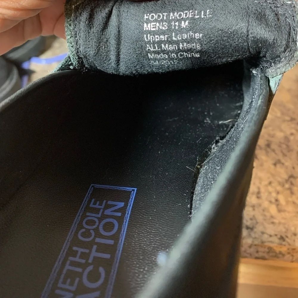 KENETH COLE REACTION BLACK SLIP ON SHOES SIZE 11M